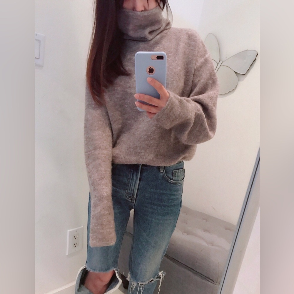 Nwot Carra Turtleneck Sweater With String - image 4